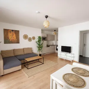 1100 Apartman